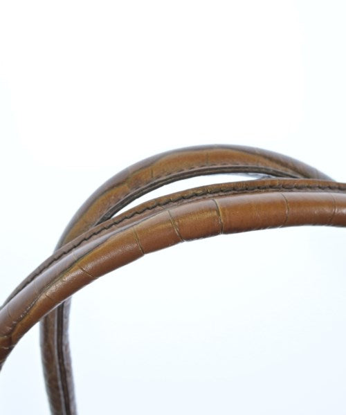 FENDI กระเป๋าถือขนาดใหญ่