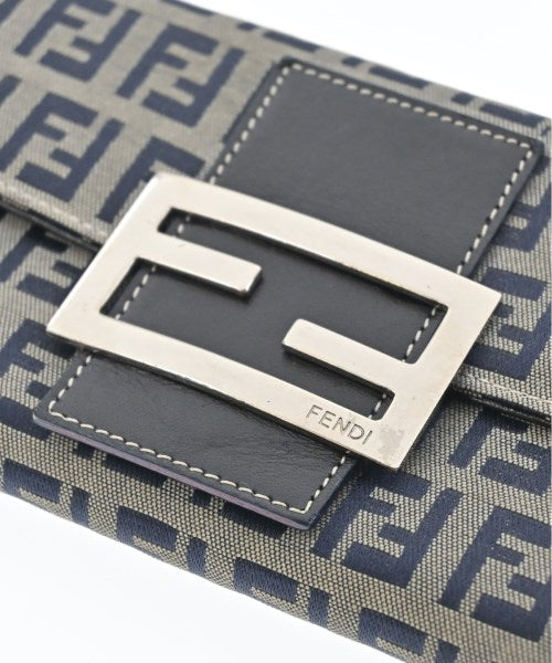 FENDI กระเป๋าสตางค์/กระเป๋าใส่เหรียญ