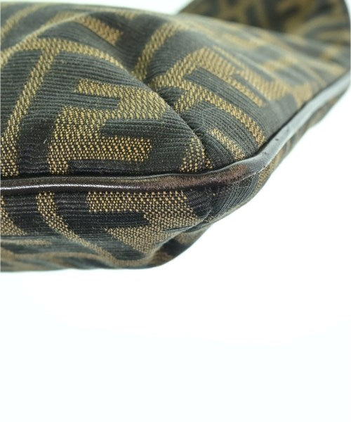 FENDI กระเป๋าสะพาย