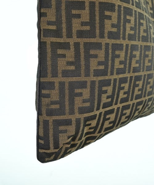 FENDI กระเป๋าสะพาย