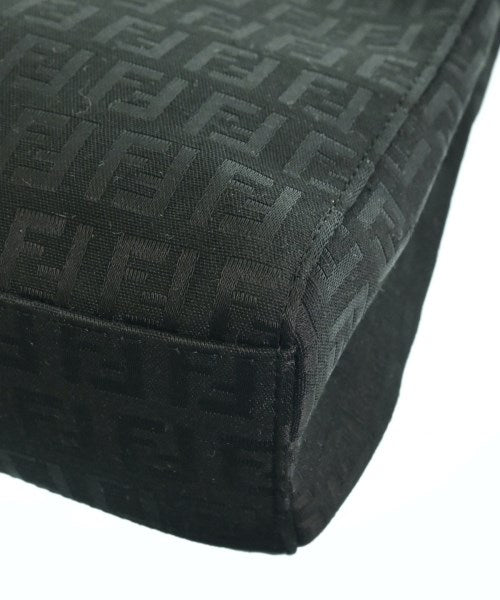 FENDI กระเป๋าถือ