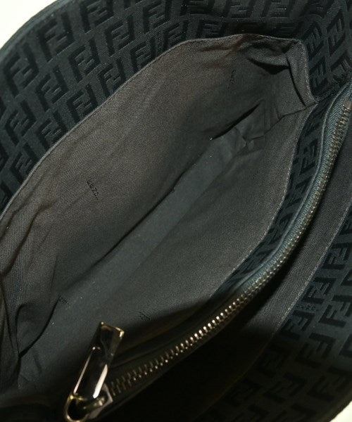 FENDI กระเป๋าถือ