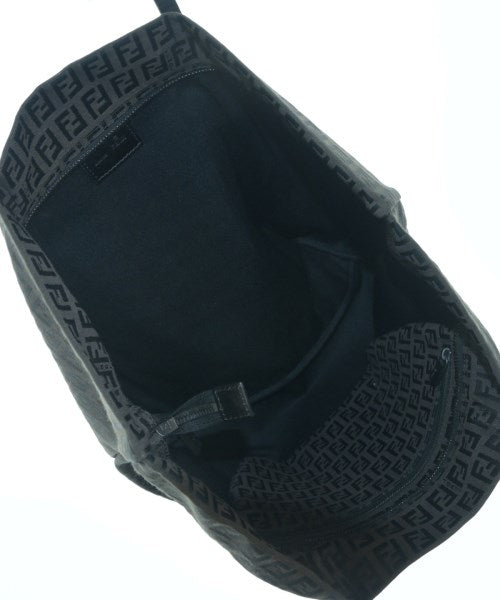 FENDI กระเป๋าถือขนาดใหญ่