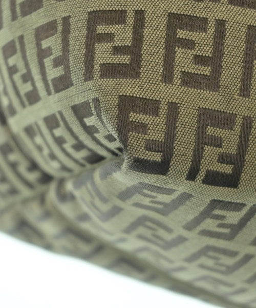 FENDI กระเป๋าถือขนาดใหญ่