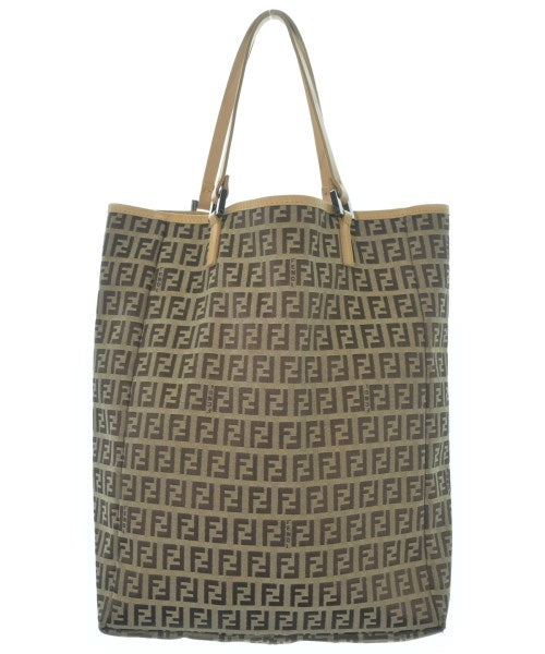 FENDI กระเป๋าถือขนาดใหญ่