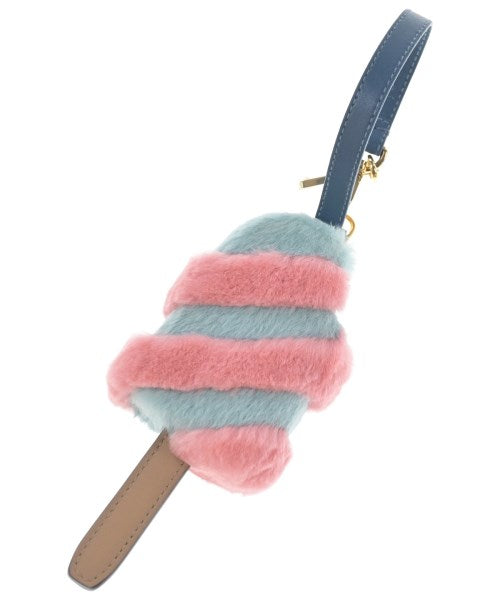 FENDI เครื่องประดับบนกระเป๋า