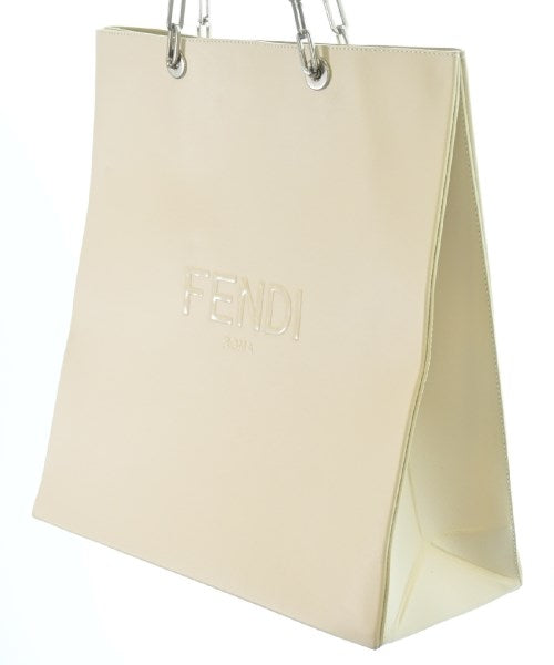 FENDI กระเป๋าถือขนาดใหญ่