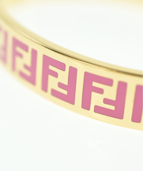 FENDI สร้อยข้อมือ/กำไล