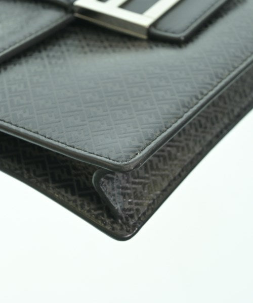 FENDI กระเป๋าสะพาย