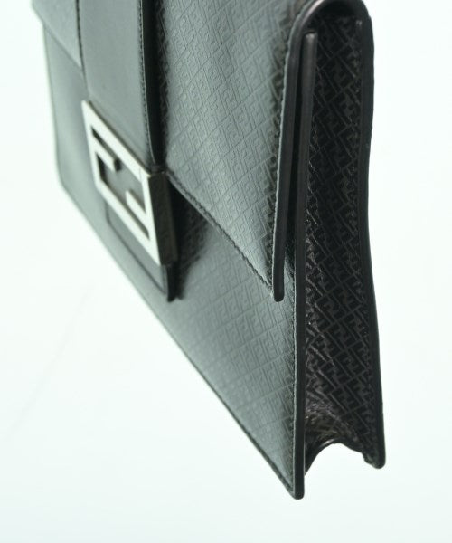 FENDI กระเป๋าสะพาย