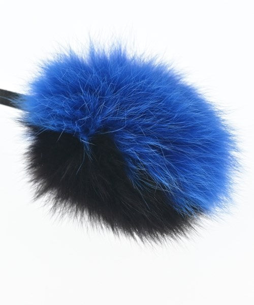 FENDI เครื่องประดับบนกระเป๋า