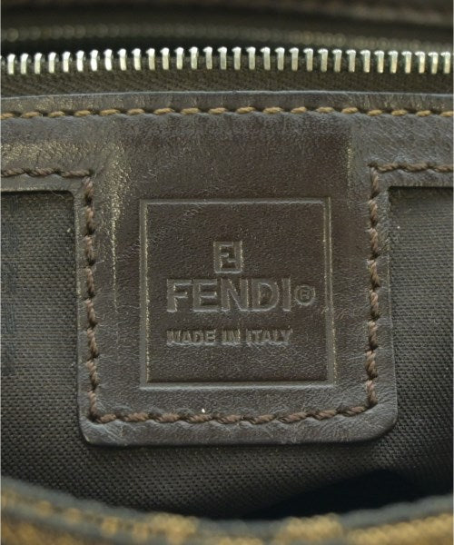 FENDI กระเป๋าถือ