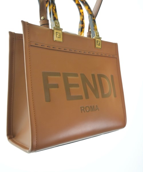 FENDI กระเป๋าสะพาย