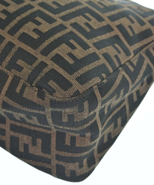 FENDI กระเป๋าสะพาย