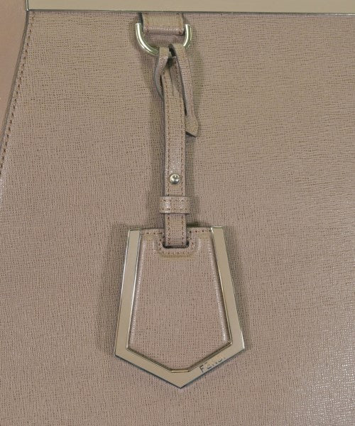 FENDI กระเป๋าถือขนาดใหญ่
