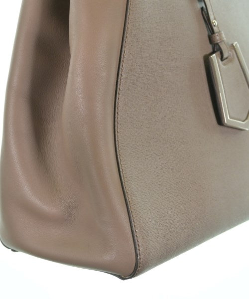 FENDI กระเป๋าถือขนาดใหญ่