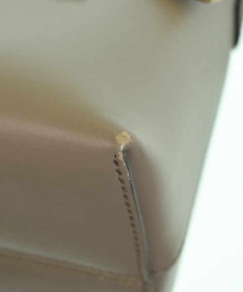 FENDI กระเป๋าถือ