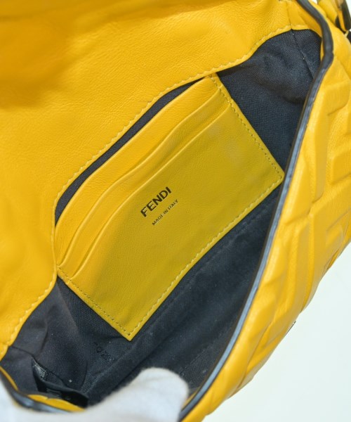 FENDI กระเป๋าสะพาย