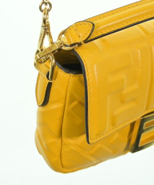 FENDI กระเป๋าสะพาย