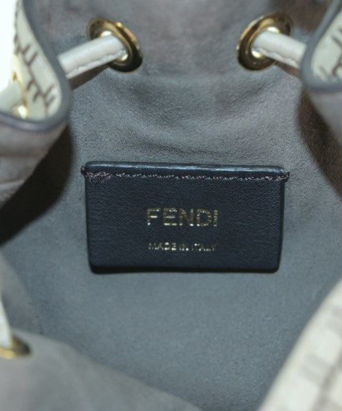 FENDI กระเป๋าสะพาย