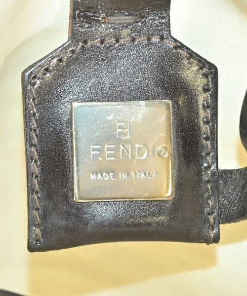 FENDI กระเป๋าสะพาย
