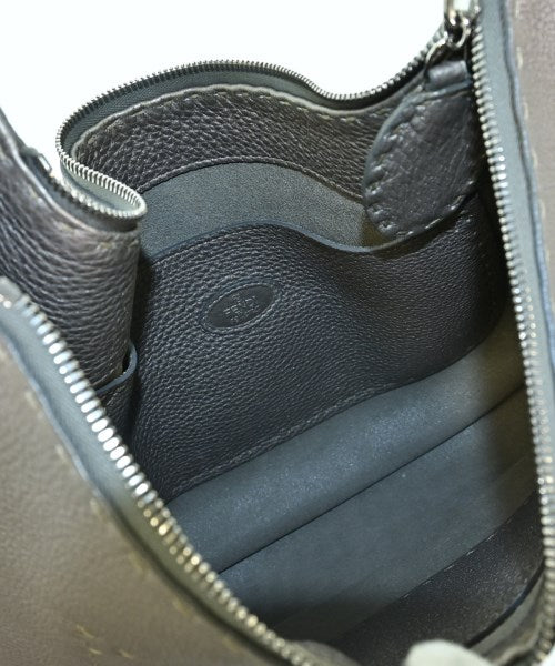 FENDI กระเป๋าถือ