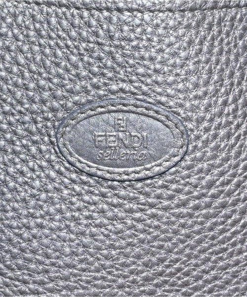 FENDI กระเป๋าถือ