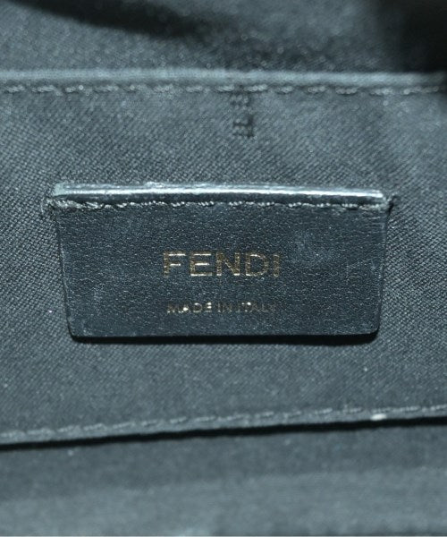 FENDI กระเป๋าสะพาย