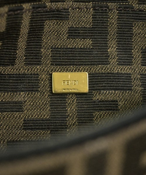 FENDI กระเป๋าสะพาย
