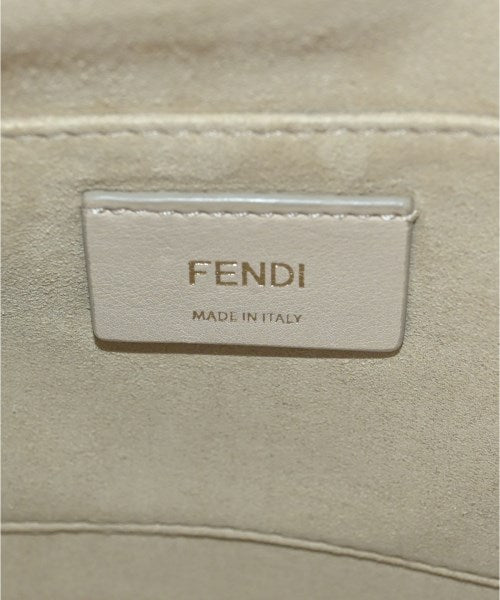 FENDI กระเป๋าสะพาย