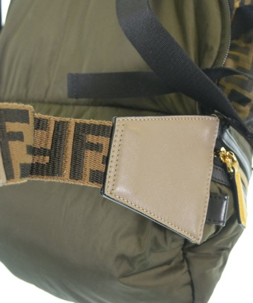 FENDI เป้สะพายหลัง