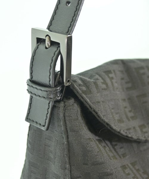 FENDI กระเป๋าถือ