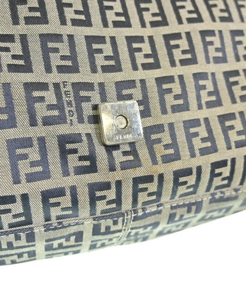 FENDI กระเป๋าถือ