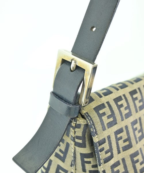 FENDI กระเป๋าถือ