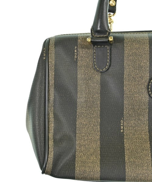 FENDI กระเป๋าใส่อุปกรณ์ขนาดใหญ่