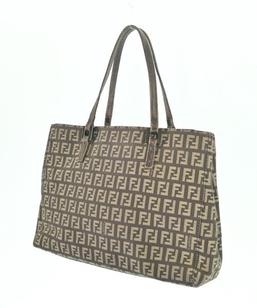 FENDI กระเป๋าถือขนาดใหญ่