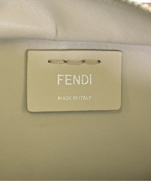 FENDI กระเป๋าถือ