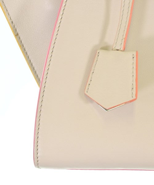 FENDI กระเป๋าถือ