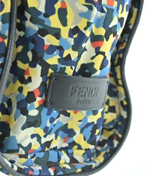 FENDI กระเป๋าถือขนาดใหญ่