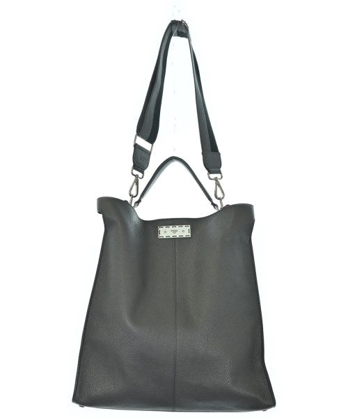 FENDI กระเป๋าถือขนาดใหญ่