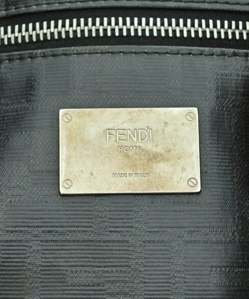 FENDI กระเป๋าถือขนาดใหญ่