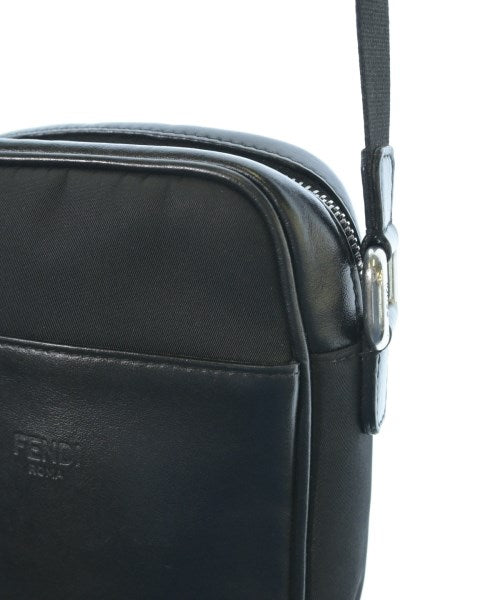 FENDI กระเป๋าสะพาย