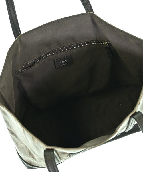 FENDI กระเป๋าสะพาย