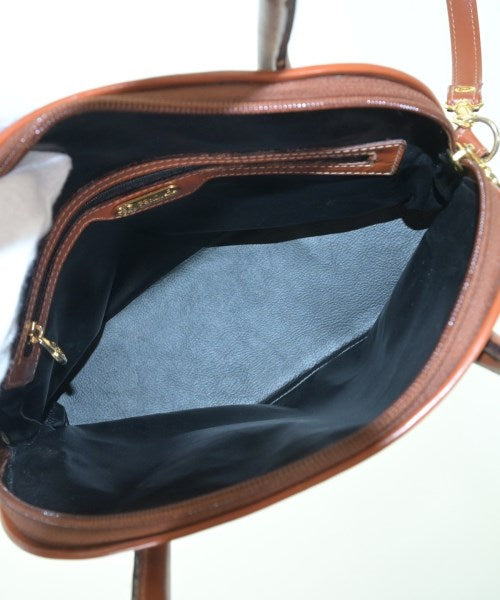 FENDI กระเป๋าถือ