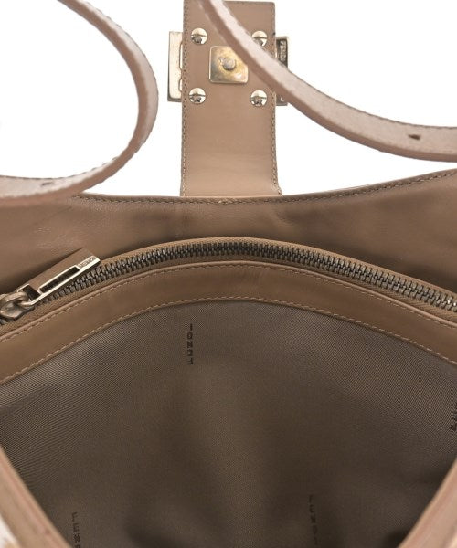 FENDI กระเป๋าถือ