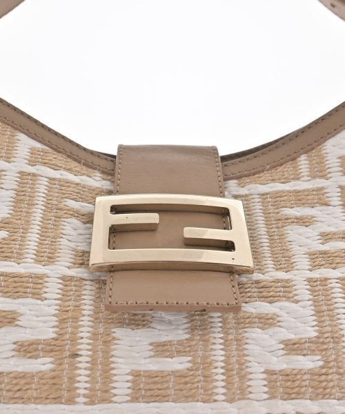 FENDI กระเป๋าถือ