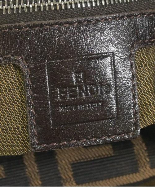 FENDI กระเป๋าสะพาย
