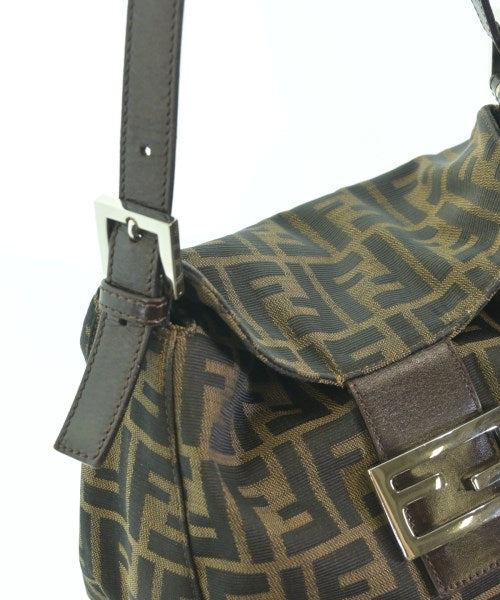 FENDI กระเป๋าสะพาย