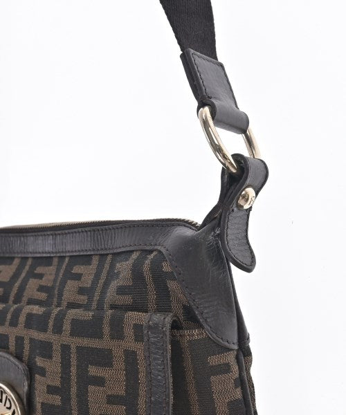 FENDI กระเป๋าสะพาย