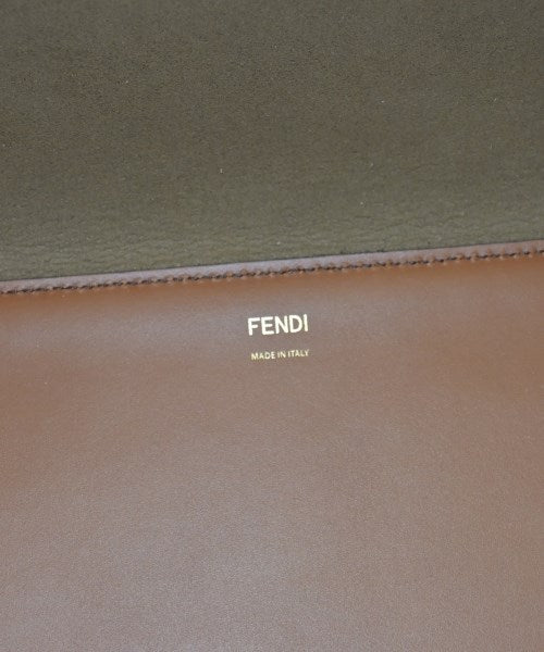 FENDI กระเป๋าถือขนาดใหญ่